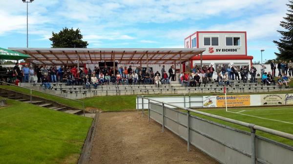 Ernst-Wagener-Stadion - Steinburg-Eichede