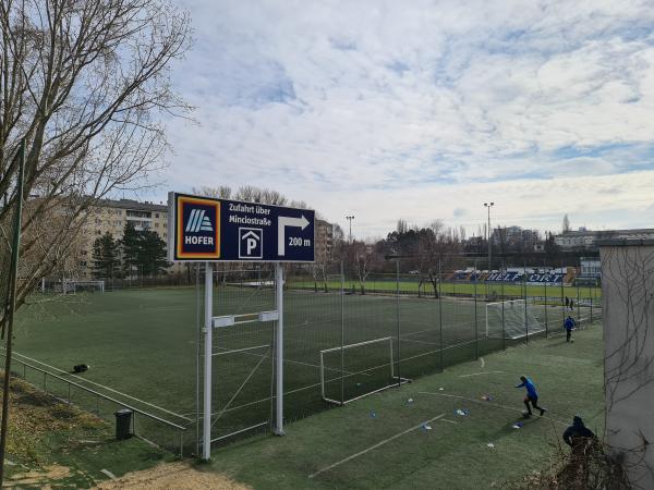 Sportplatz Helfort Nebenplatz - Wien