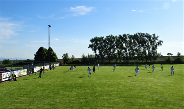 Sportplatz Ruppersthal - Großweikersdorf