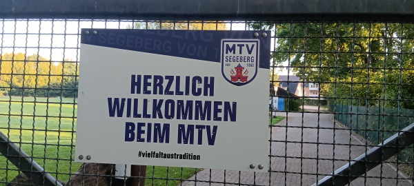 Sportplatz Rantzaustraße - Bad Segeberg