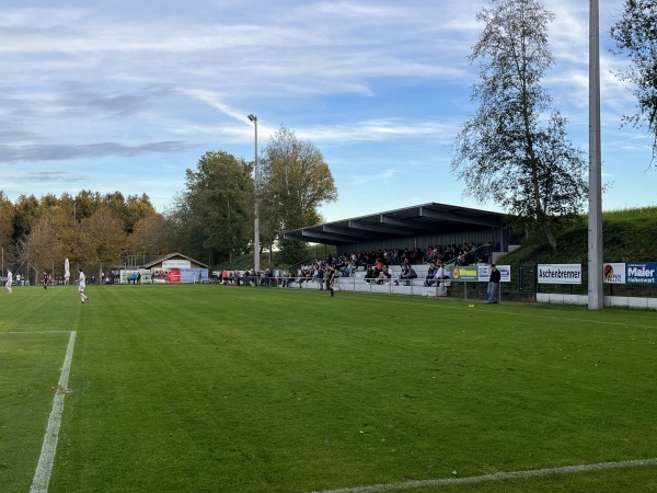 Waldstadion - Neufraunhofen