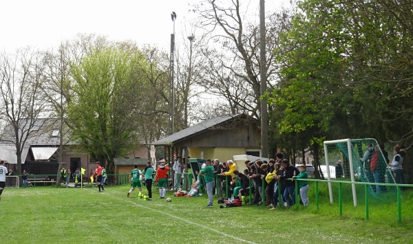 Győrladaméri Sportpálya - Győrladamér