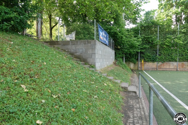 Sportplatz Schlößlesfeld - Ludwigsburg-Oßweil