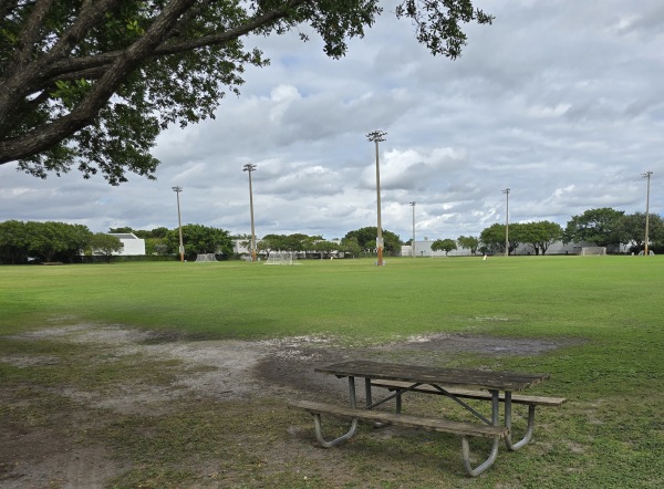 Three Lakes Park - Miami, FL