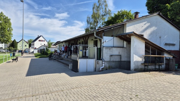 Sportplatz Am Runden Garten - Friedberg/Hessen-Fauerbach