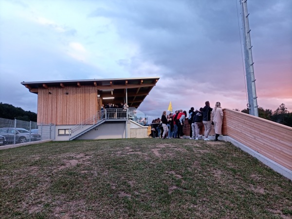 Sportplatz Oberbuch - Buch