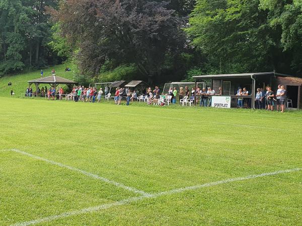 Sportplatz am Schloß - Schöpstal-Kunnersdorf