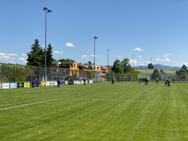 Sportplatz Schachenweid - Oetwil am See