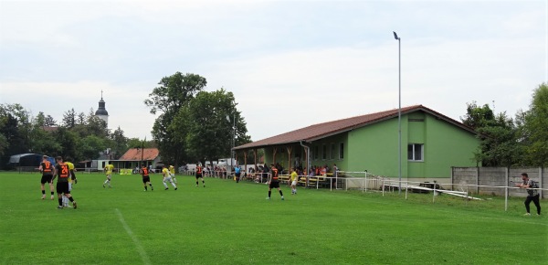 Futbalový štadión OFK Branč - Branč