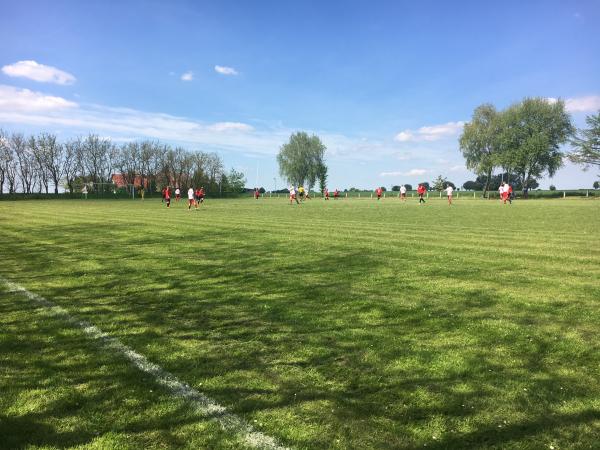 Sportplatz Kölln - Werder bei Altentreptow-Kölln