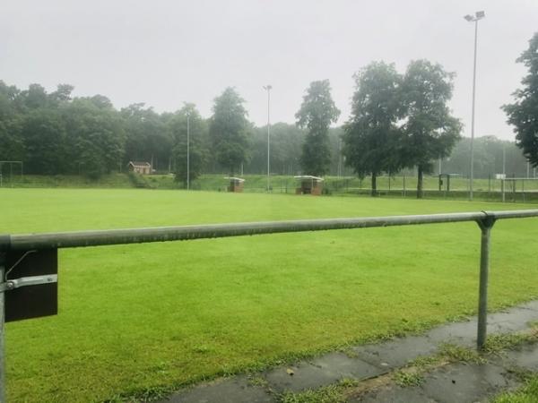 Waldbadstadion Nebenplatz 1 - Uelsen