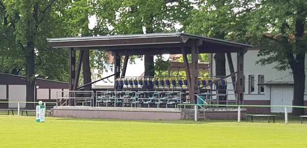 Sportanlage an der B156 - Tschernitz