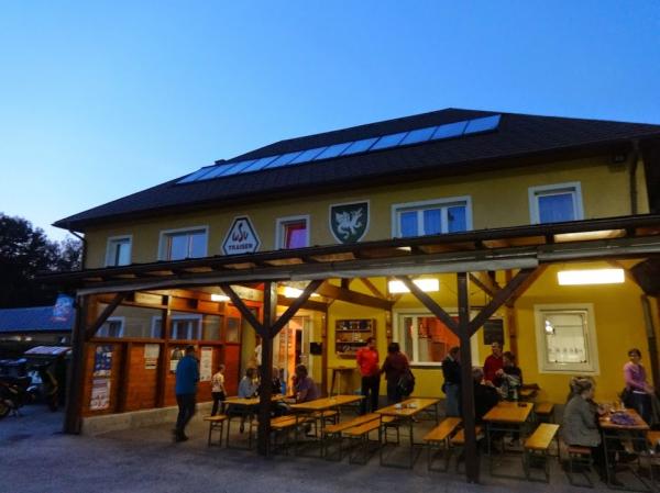 Sportplatz Traisen - Traisen