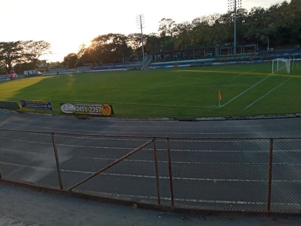 Estadio Anna Mercedes Campos - Sonsonate