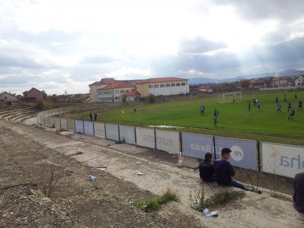 Stadiumi Agron Rama - Obilić