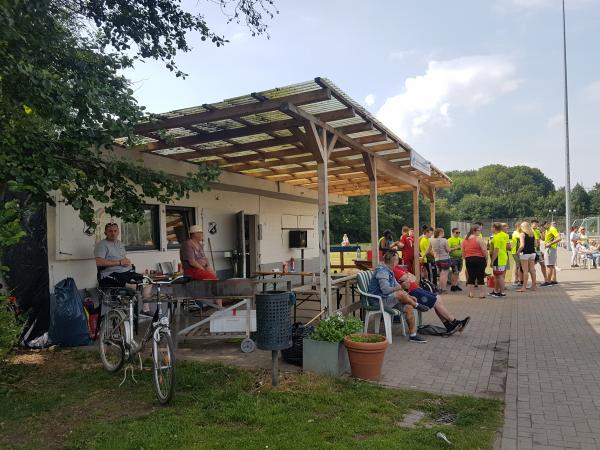 Sportplatz Schlagbaumsweg - Köln-Holweide