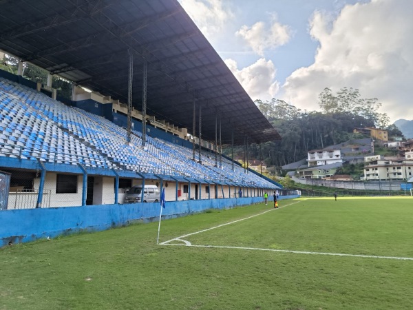 Estádio Atílio Marotti - Petrópolis, RJ Estádio Atílio Marotti - Petrópolis, RJ