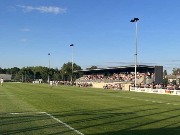 Bahnen Monheim Arena - Monheim/Rhein