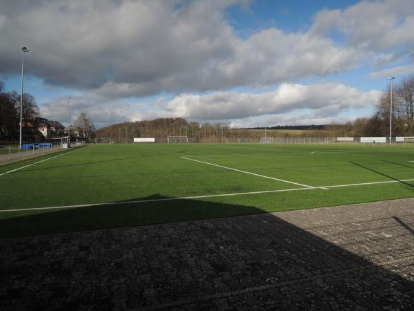 Sportplatz Holzhausen - Hohenstein/Untertaunus-Holzhausen