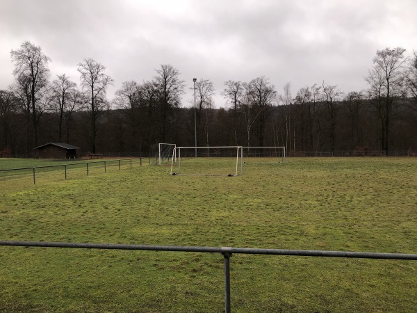 Sportplatz am Hellenberg - Niedernhausen-Engenhahn