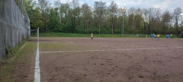 Sportanlage Petit-Couronne-Straße B-Platz - Hannover-Ahlem