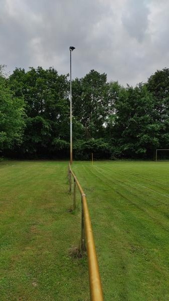 Stadion Auf der Ramhorst C-Platz - Burgwedel-Großburgwedel