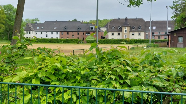 Sportplatz Cäcilienhöhe - Recklinghausen-Cäcilienhöhe