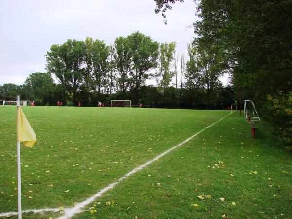 Sportplatz am Neumarkt - Querfurt-Weißenschirmbach
