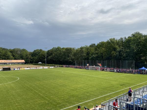 Temporäre Tribüne aufgrund des Schweizer Cup-Spiels gegen den FC Basel.