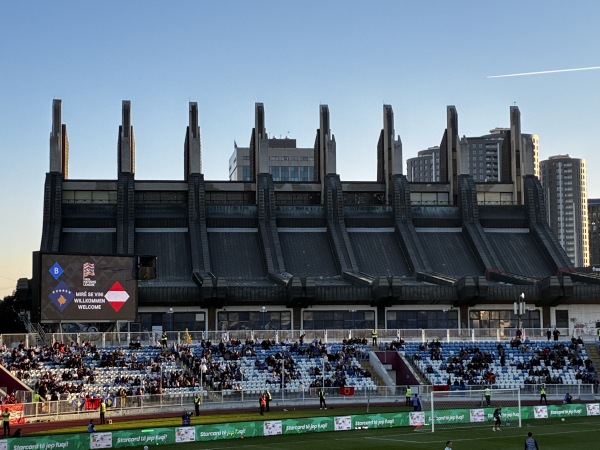 Stadiumi Fadil Vokrri - Prishtinë (Pristina)