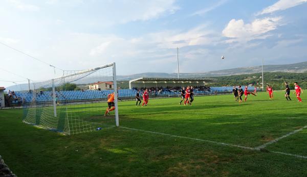 Gradski Stadion - Hrvace