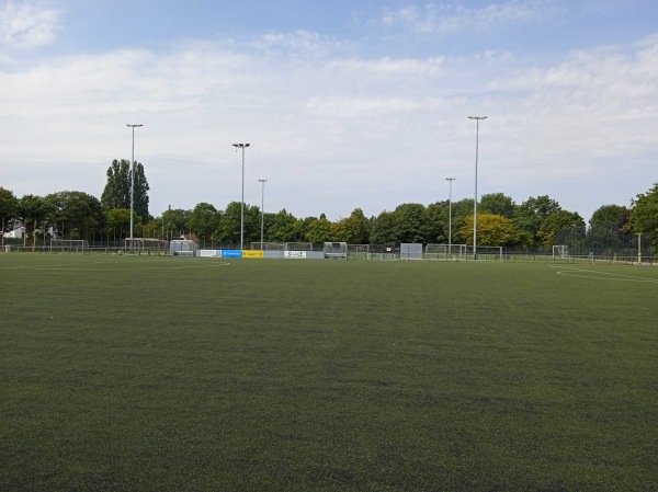 Containerbau MIRO Sportarena Platz 2 - Duisburg-Obermarxloh