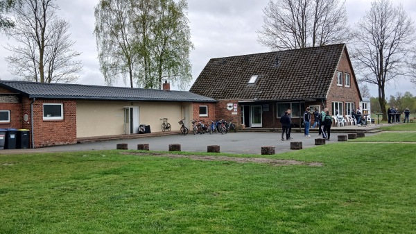 Sportplatz Lauenbrück - Lauenbrück 