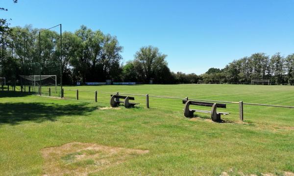 Sportplatz Barver - Barver