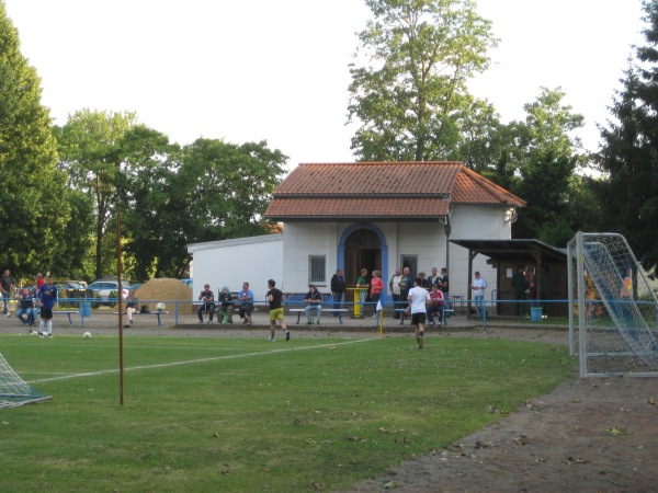 Sportplatz am Schloß - Erxleben/Börde