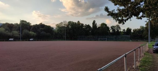 Stadion Harmsmühlenstraße B-Platz - Springe