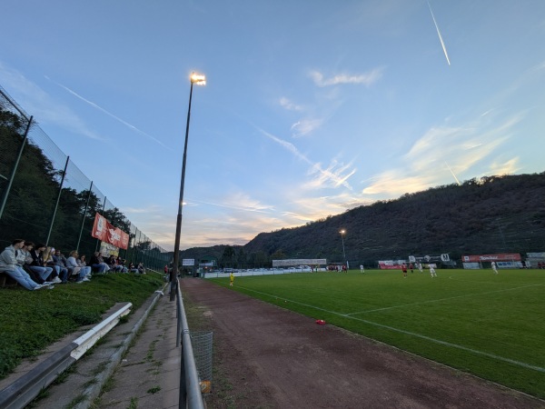 Sportplatz Oberfeller Löwenkäfig - Oberfell/Mosel