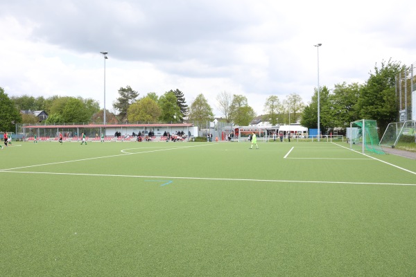 Sportplatz Kurt-Schumacher-Straße - Troisdorf-Friedrich-Wilhelms-Hütte