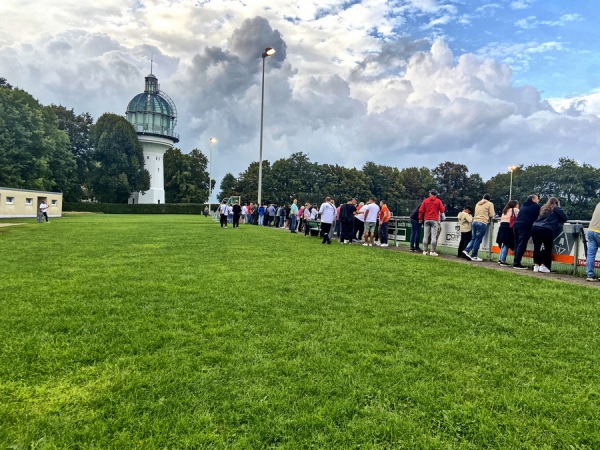 Sportplatz am Lichtturm - Solingen-Gräfrath