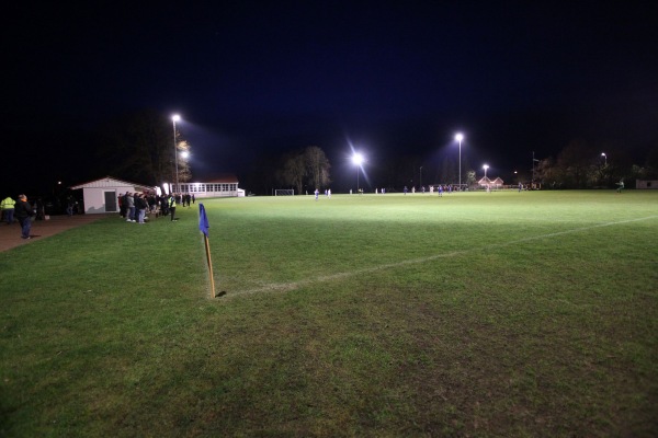 Sportplatz Ovenstädt - Petershagen/Weser-Ovenstädt