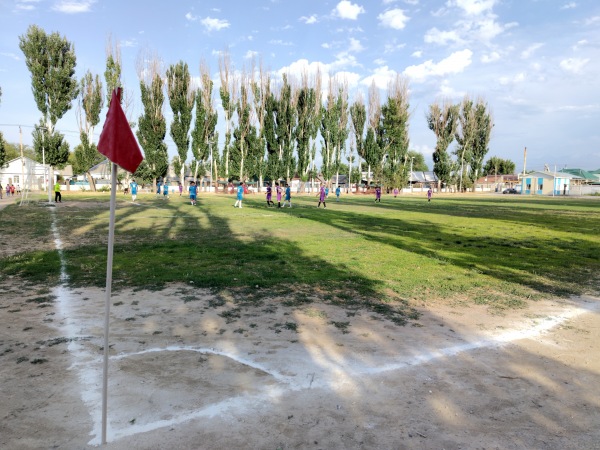 Futboľnoye pole Selo Chuy - Tokmok