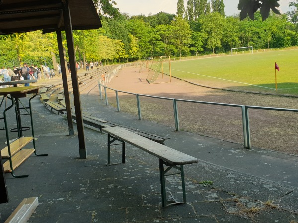 Bezirkssportanlage Vennhauser Allee - Düsseldorf-Eller