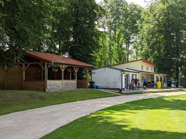 Sportplatz Zum Beerenwinkel - Satow