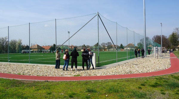 Udvarhelyi István Sportközpont műfüves pálya - Kecel