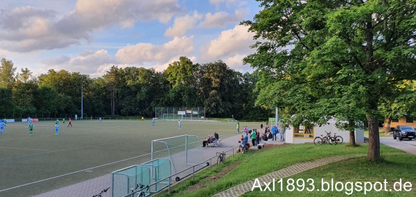 Sportzentrum Steigwald Platz 2 - Leonberg-Warmbronn