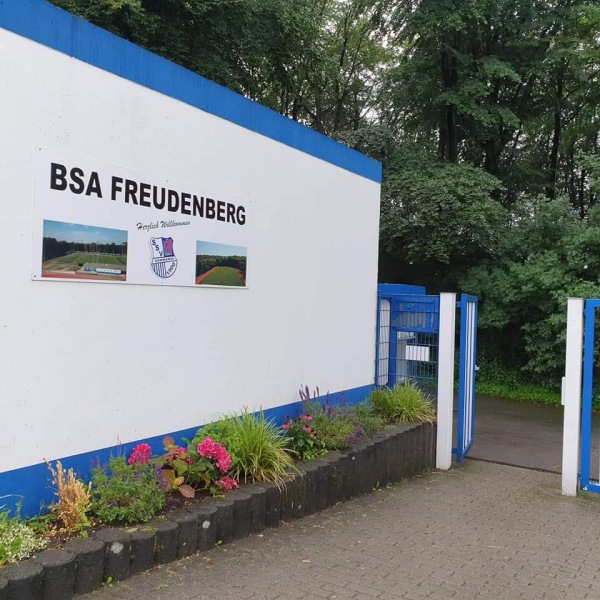 Sportanlage Freudenberg Platz 2 - Wuppertal-Grifflenberg