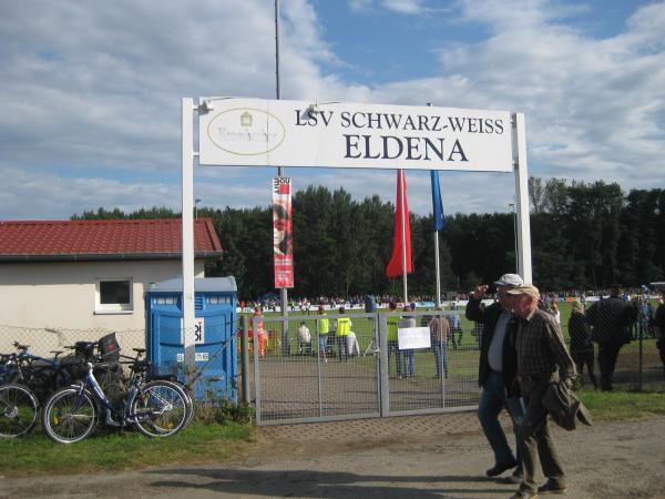 Sportplatz an der alten Molkerei - Eldena