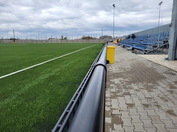 MOL Football Academy ihrisko 2 - Dunajská Streda