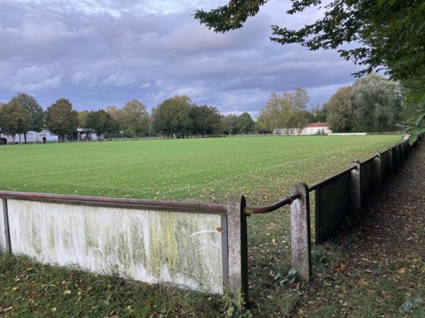 Sportplatz Rußheim - Dettenheim-Rußheim