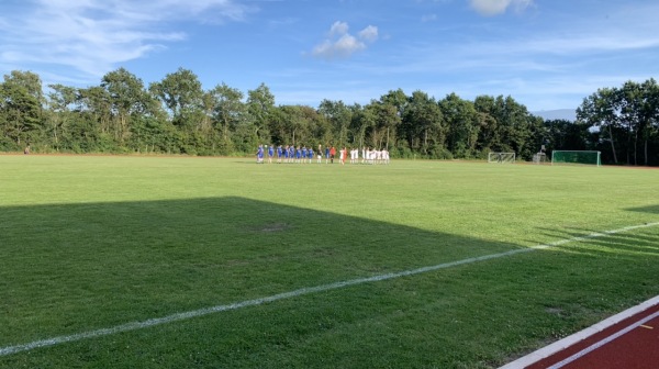 Sportplatz Hermann-Tast-Schule - Husum